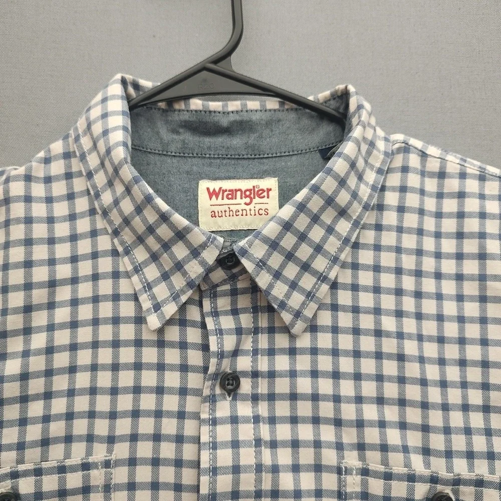 Wrangler Authentics Men's‎ Blue Check Button Up Shirt XLT Long Sleeve